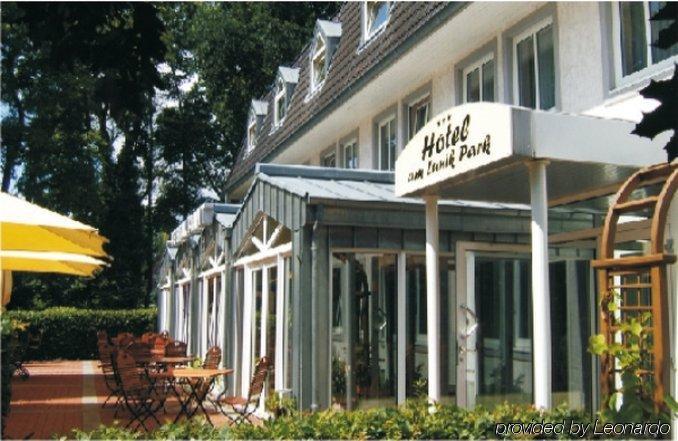 Biohotel Am Lunik Park Hohen Neuendorf Buitenkant foto